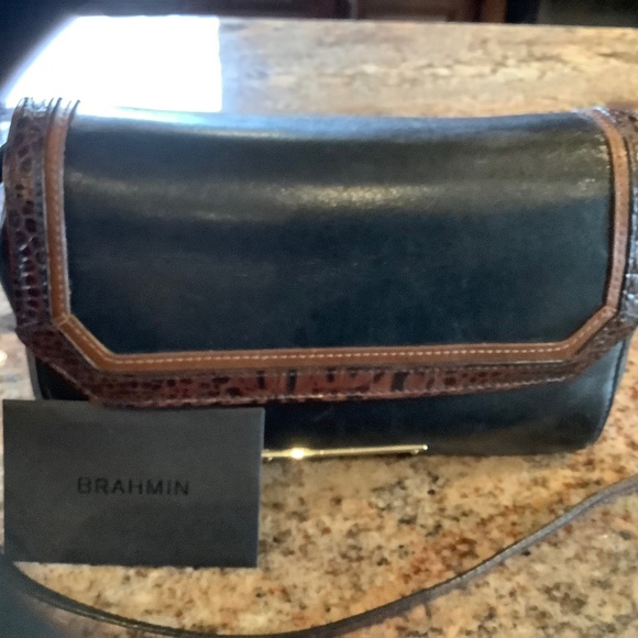 Brahmin small leather purse - Picture 1 of 1